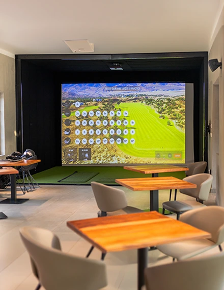 Indoor Golf Simulator Screen Area